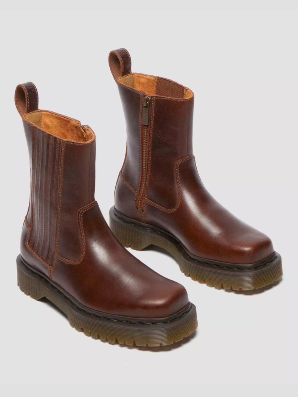 Doc Martens Amaayah Lo Orleans Leather Chelsea Boots